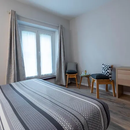 Oda ve Kahvaltı Au Chateau Blanc Arvier