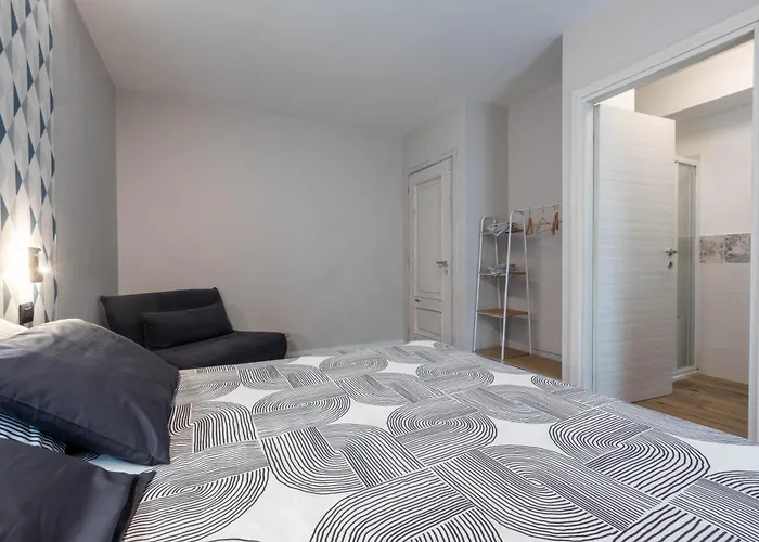 ベッド・アンド・ブレックファスト Au Chateau Blanc